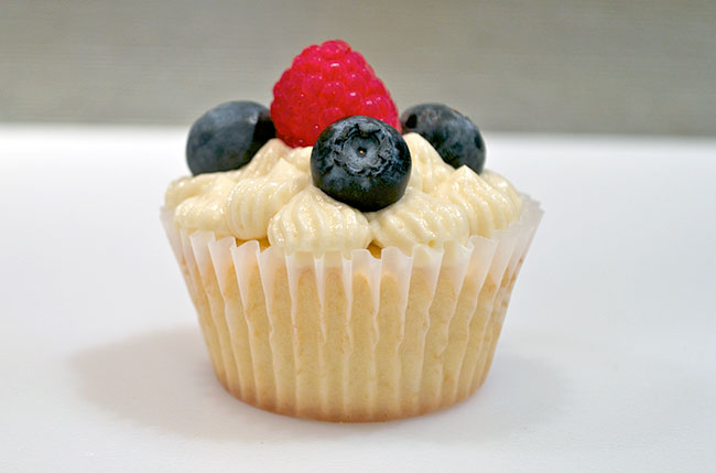 Yellow Buttercream Cupcakes