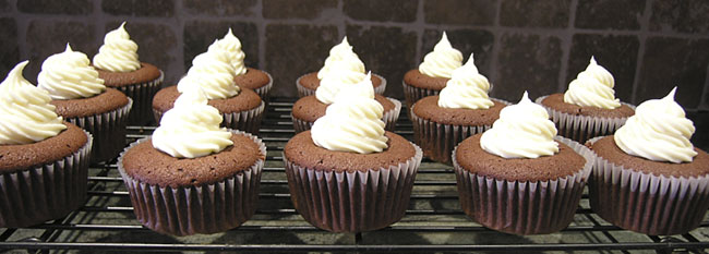 Cream Cheese Chocolate Cupcakes