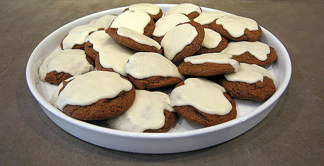 Chocolate Molasses Cookies